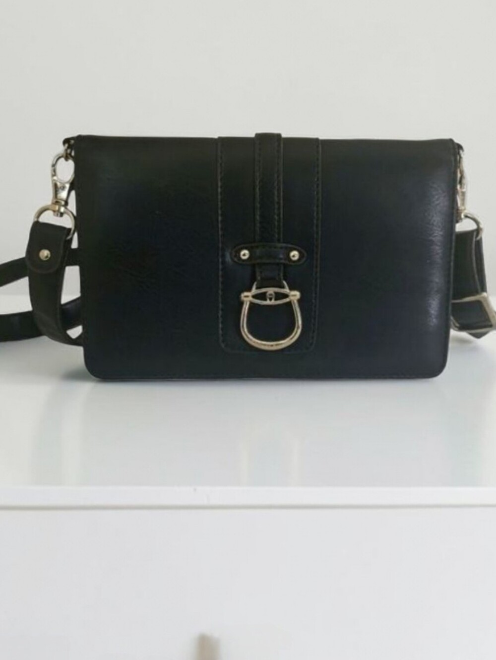 Vintage 90s Etienne Aigner Black Leather Crossbody Organizer Bag - Picture 1 of 4